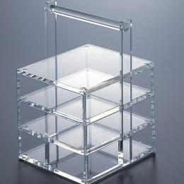 プチケーキやアミューズなどが可愛く盛りつけられるスケルトンお重(取っ手付)