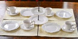 ヨーロピアンテイストで優雅なティータイムを・・。アフタヌーンティーセットギフト(4客/17点セット)